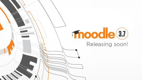 cartel con el texto moodle 3.7 is coming